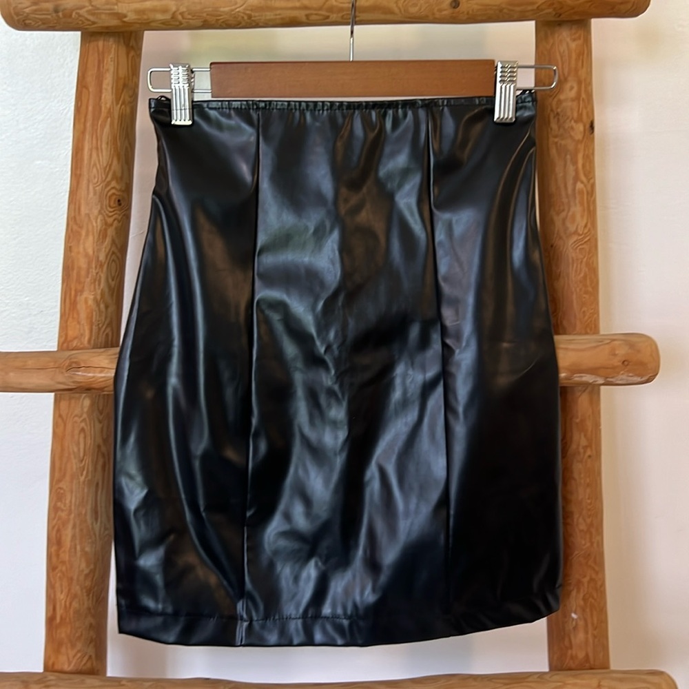 NWTs! Fashion Nova Leather Skirt